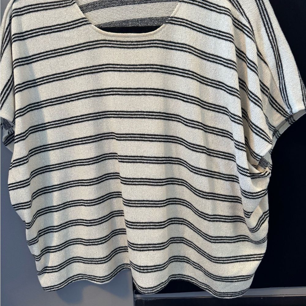 Zara black and White Striped Short Sleeve Top